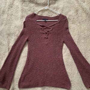 American Eagle Sweater